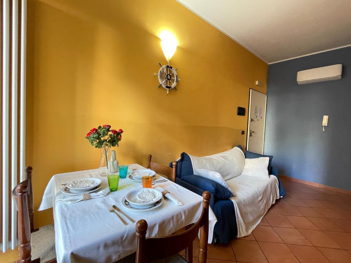Appartamento [50 metri dal mare] - Free parking e A/C Pietra Ligure Esterno foto
