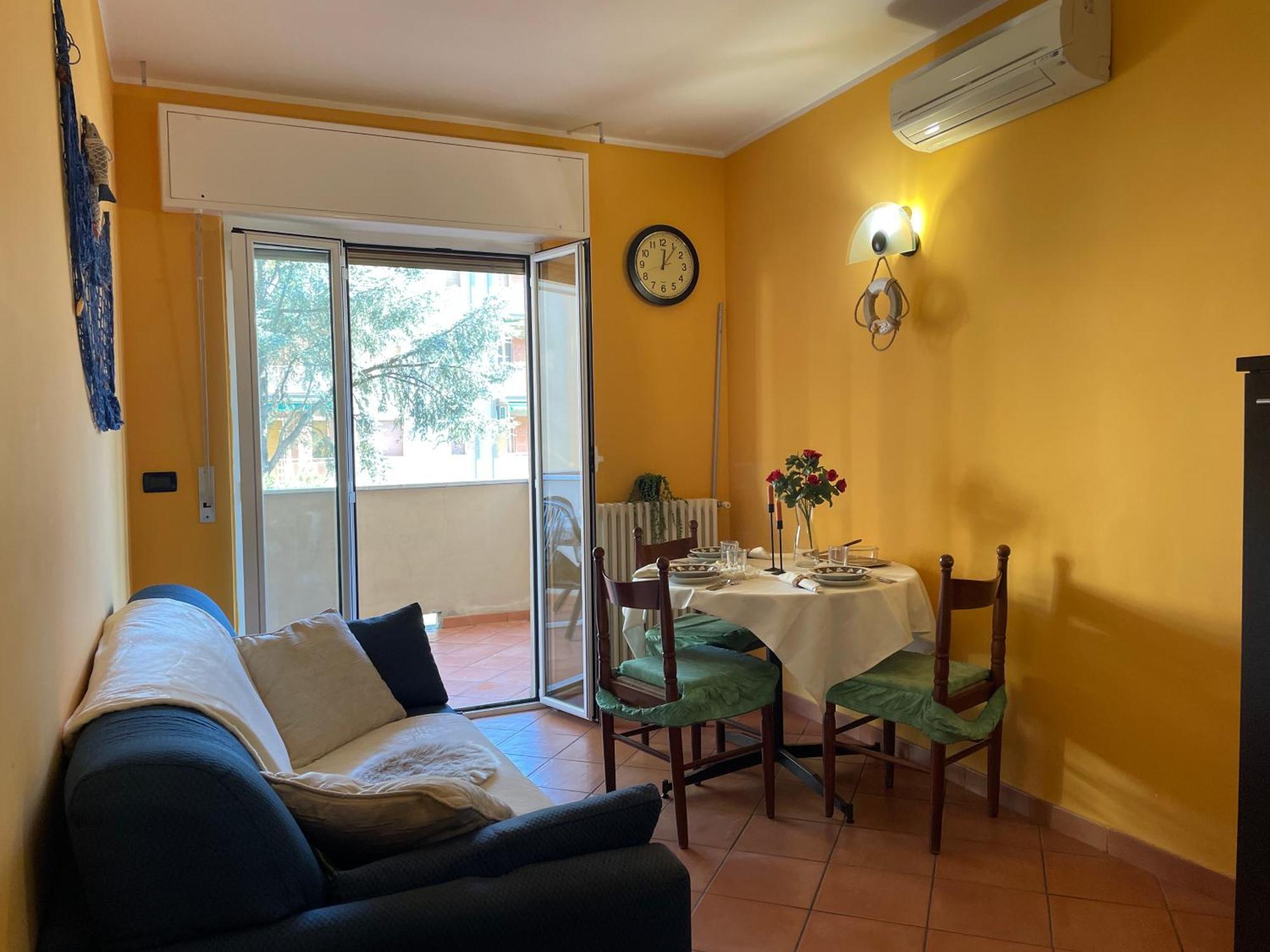 Appartamento [50 metri dal mare] - Free parking e A/C Pietra Ligure Camera foto